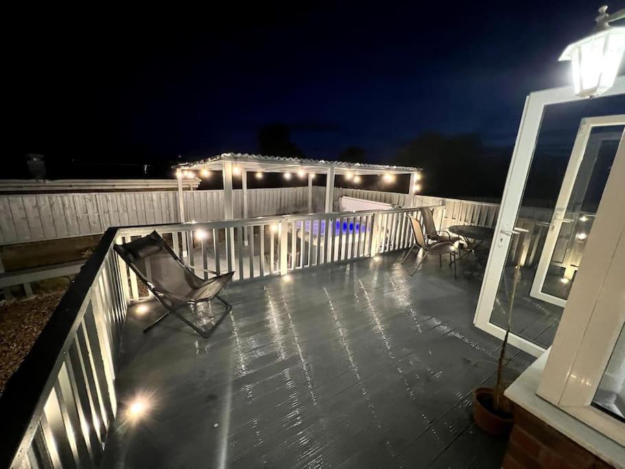 Numero Venti Aparthouse Wifi Parking Hot Tub نيوكاسل أبون تاين المظهر الخارجي الصورة