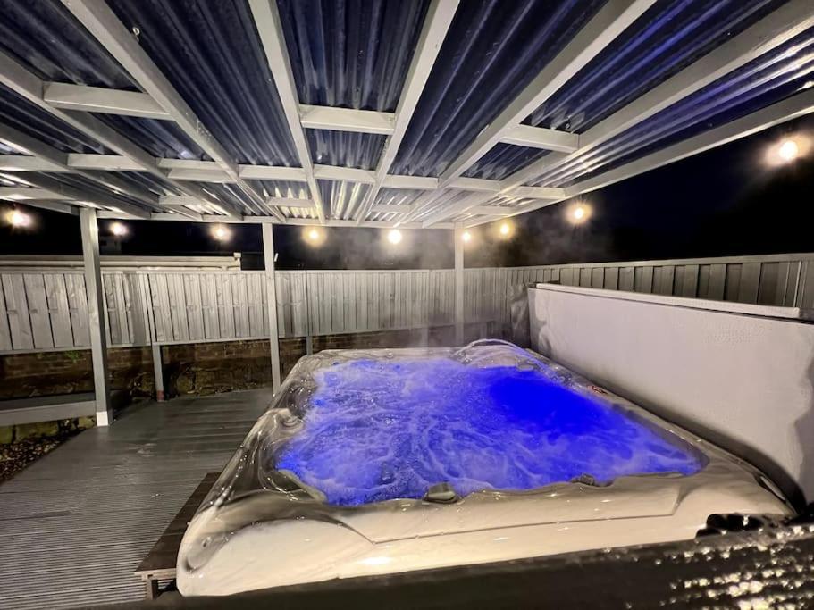 Numero Venti Aparthouse Wifi Parking Hot Tub نيوكاسل أبون تاين المظهر الخارجي الصورة